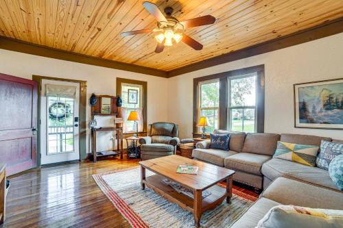 Winnsboro House | Walk to Downtown Winnsboro Historic Home!