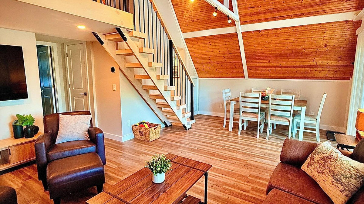 Silver Lake House | Walk to Dunes - Next to ORV - Kayaks - Lakefront