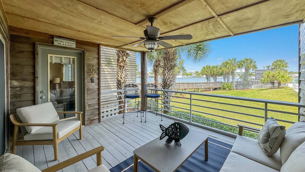Ono Island Condo | Walk to FloraBama | 2 Pools | 2 Boat Docks w/Slips | My Beach Getaways