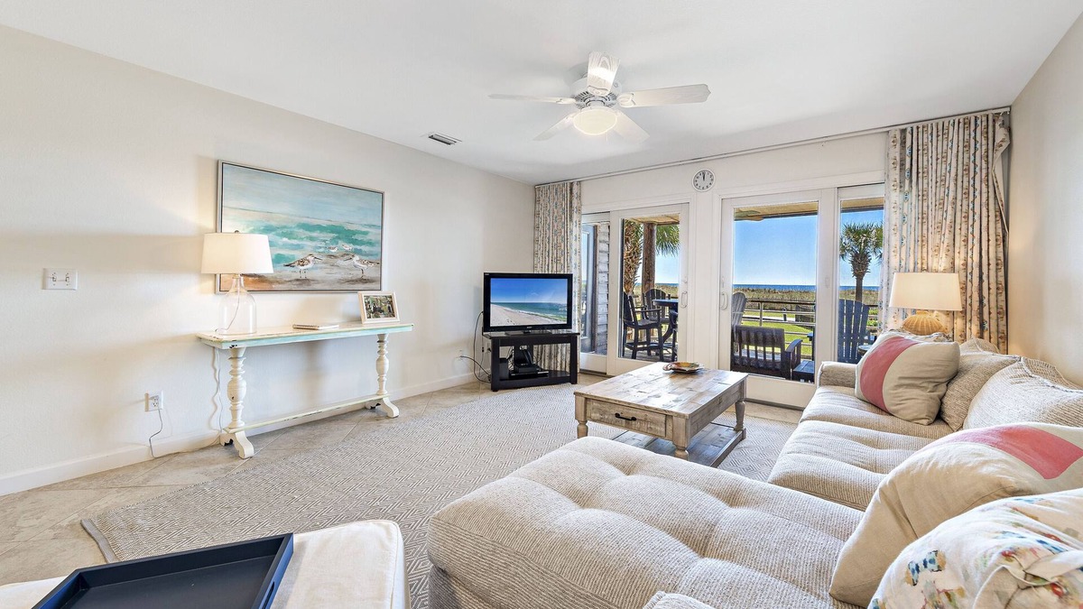 Ono Island Condo | Walk to FloraBama | Beachfront | 2 Pools & 2 Boat Docks w/Slips | My Beach Getaways
