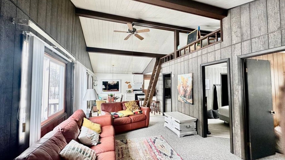 Port Hope Cabin | Walk to Lake Huron, short drive to Port Austin, Harbor Beach, and Caseville