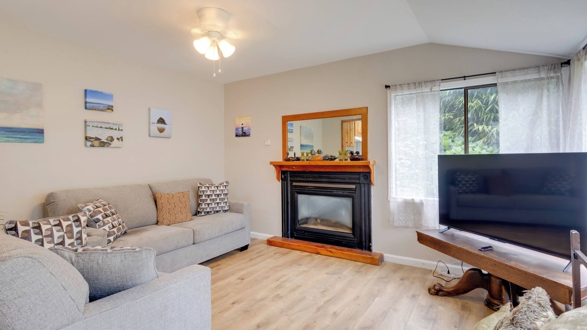 Warrenton Apartment | Walk to Main Avenue: Cozy Unit in Warrenton