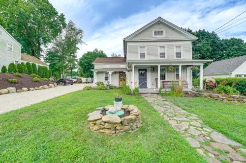 Bethlehem Apartment | Walk to Memorial Park Pet-Friendly Bethlehem Home