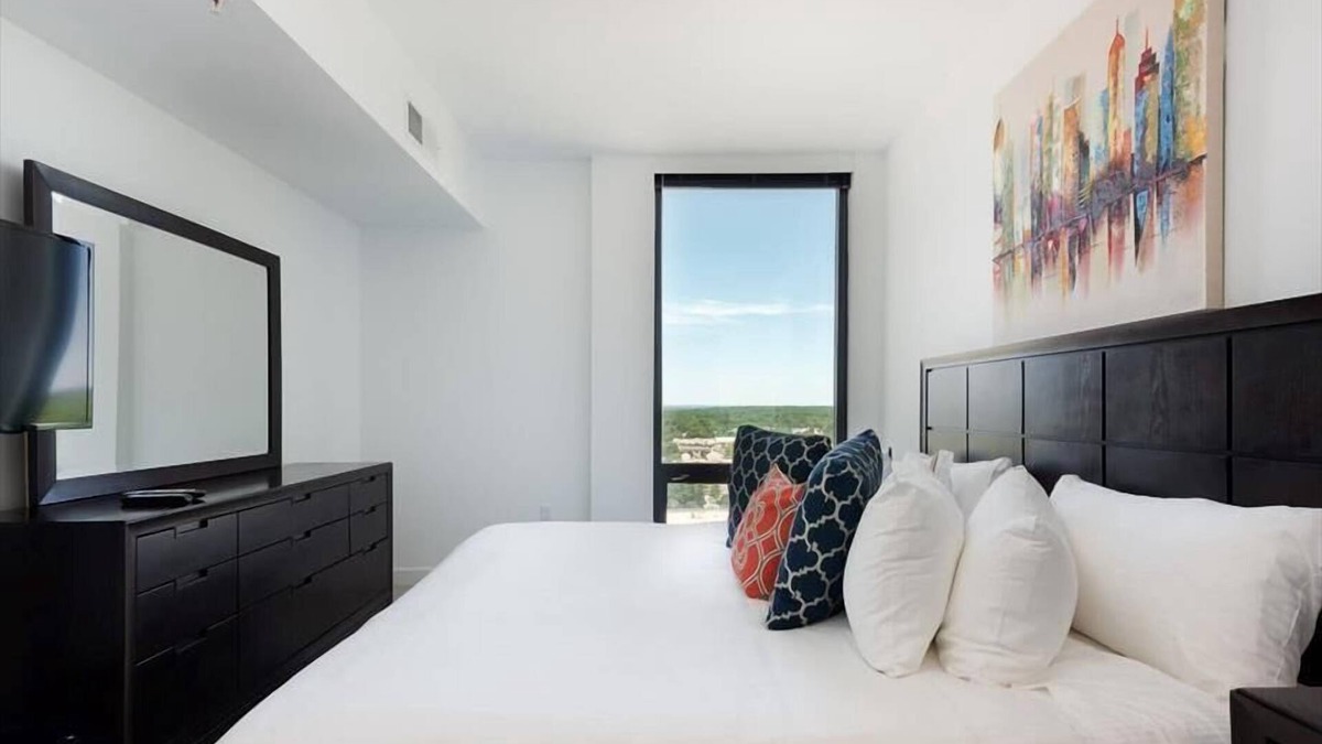 Reston Apartment | Walk to Metro | 1BR nr Dulles Airport & RTC | Fairfax