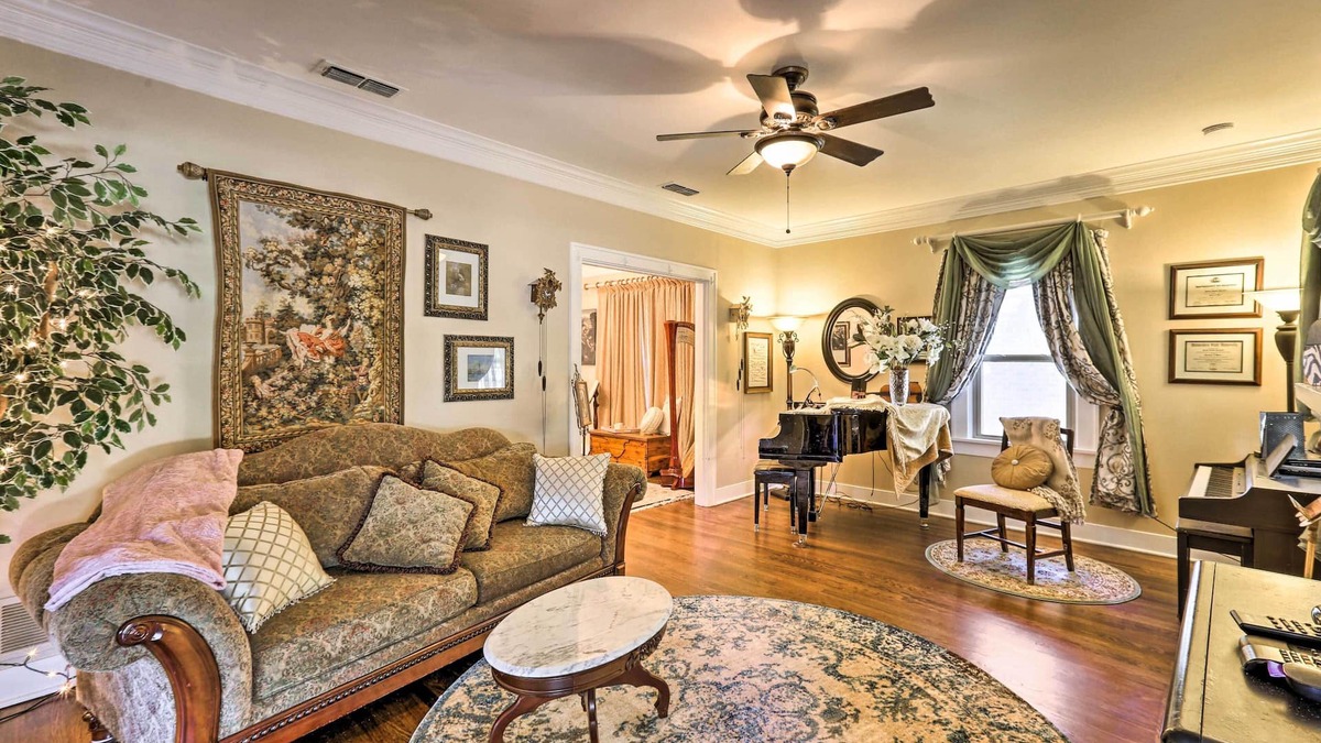 Wichita Falls Cottage | Walk to Midwestern State: Wichita Falls Cottage!