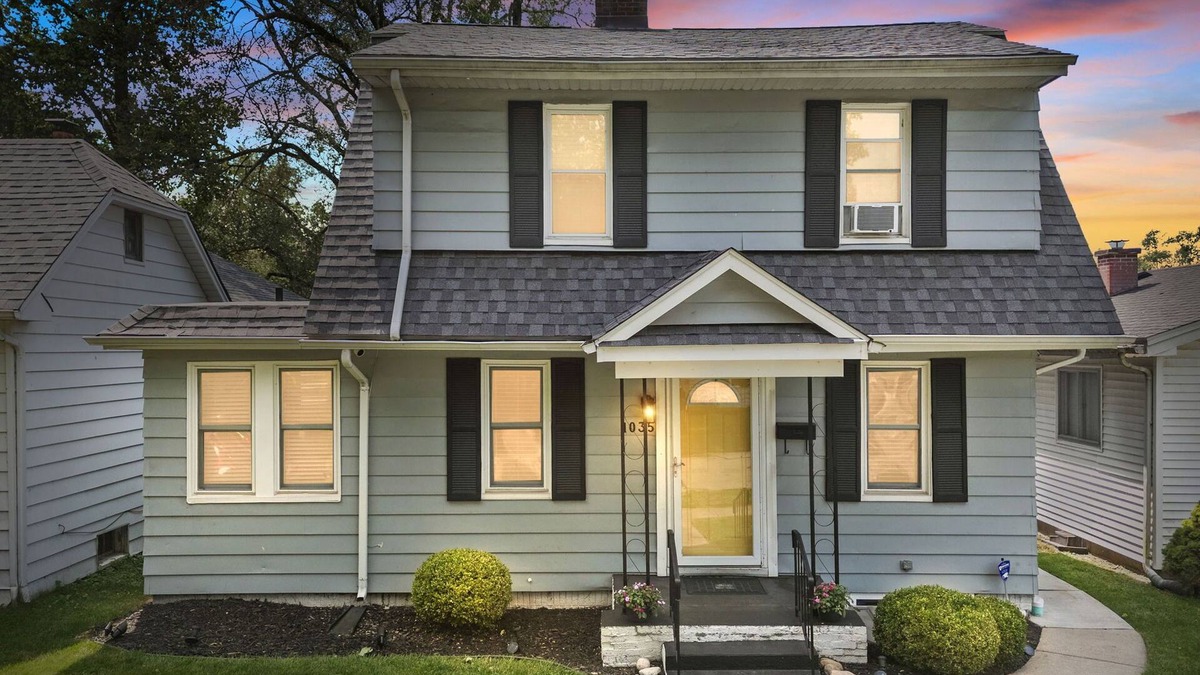 Harters Heights House | Walk to ND and Eddy Street, *ProCleaned *Comfy *Updated