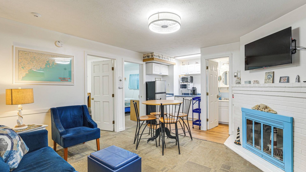 Old Orchard Beach Condo | Walk to Ocean & Pier: Prime OOB Condo!