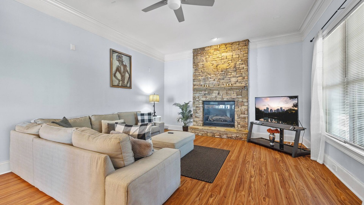 Loring Heights Apartment | Walk to Shops in Atlantic Station
