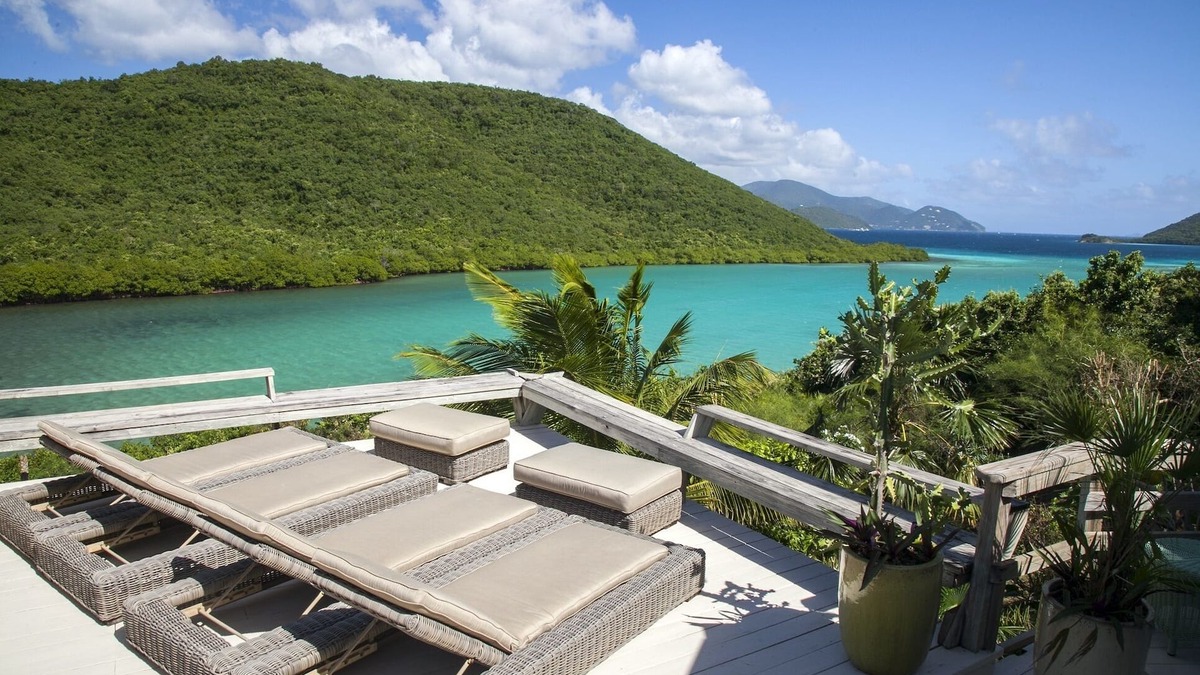 Maho Bay Quarter House | Walk To St. John's Beautiful North Shore Beaches!Newly Renovated/AirConditioned