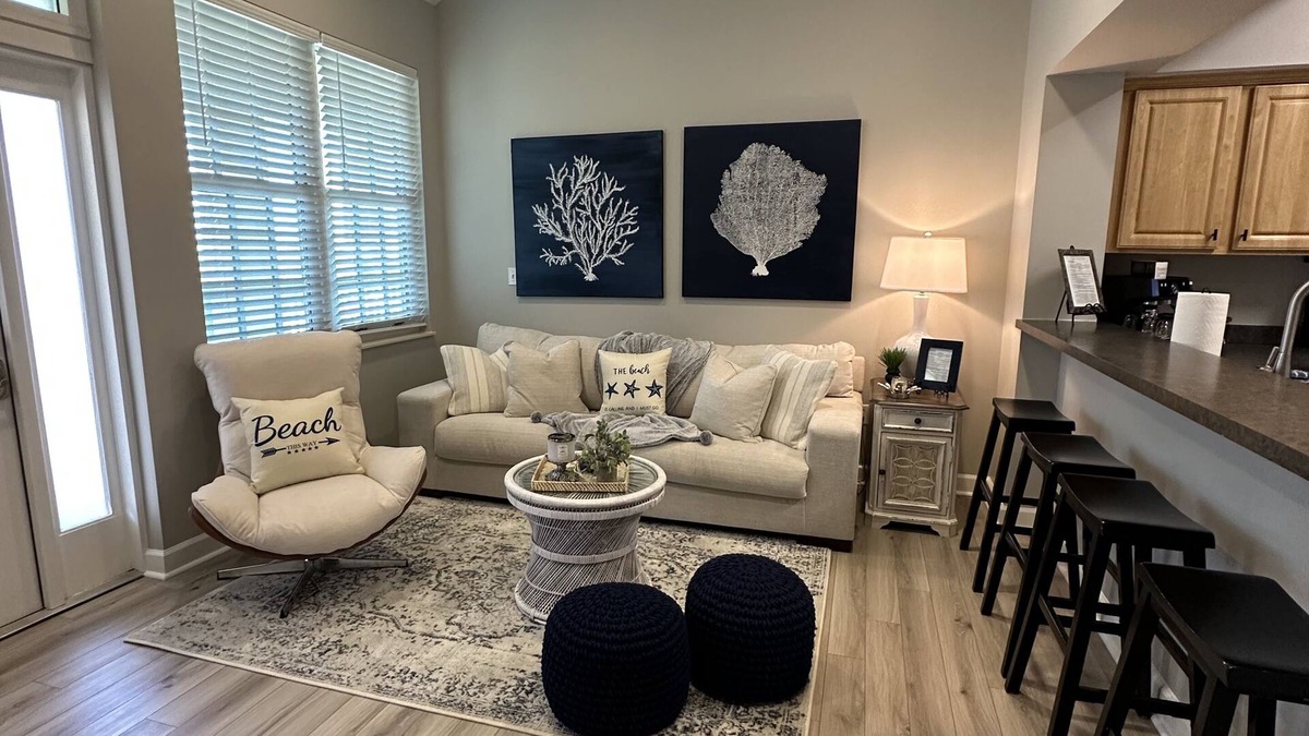 Ono Island Condo | Walk to the beach. 2 Bedroom Condo - "The Blue Palm."