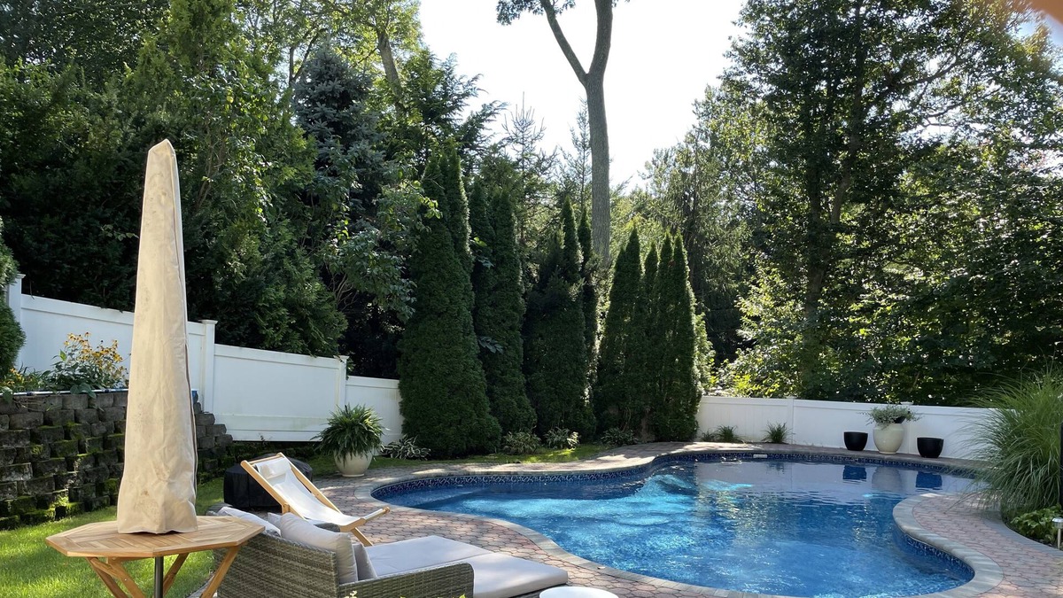 Riverhead House | Walk to the beach or swim in the pool