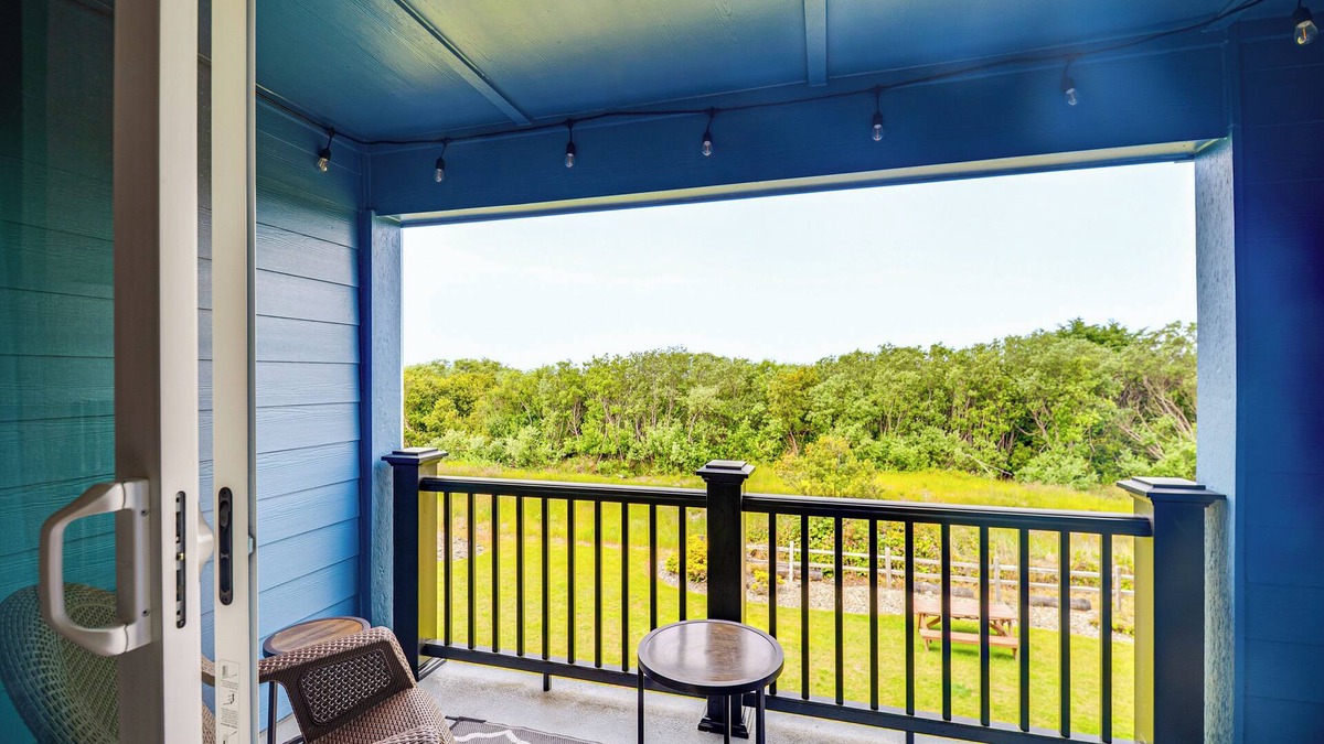 Ocean Shores Condo | Walk to the Beach: Ocean Shores Condo!