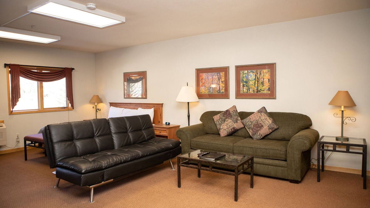 Mountain House Condo | Walk to the Gondola/Pool and Hot Tub Access/Large Studio