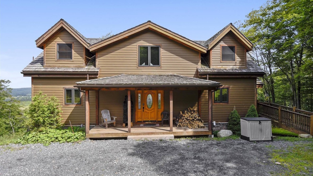 Timberline House | Walk to the slopes from this beautiful mountain home! Views, Views, Views!