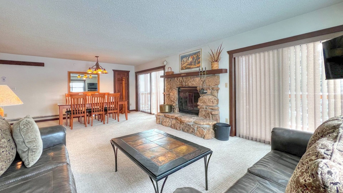 Crested Butte Condo | Walk to the Resort! Comfortable 2 Bedroom, Great rates!