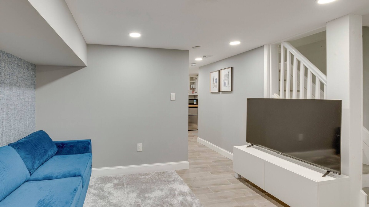 Rahway Apartment | Walk to Train Station, Restaurants: Rahway Studio!