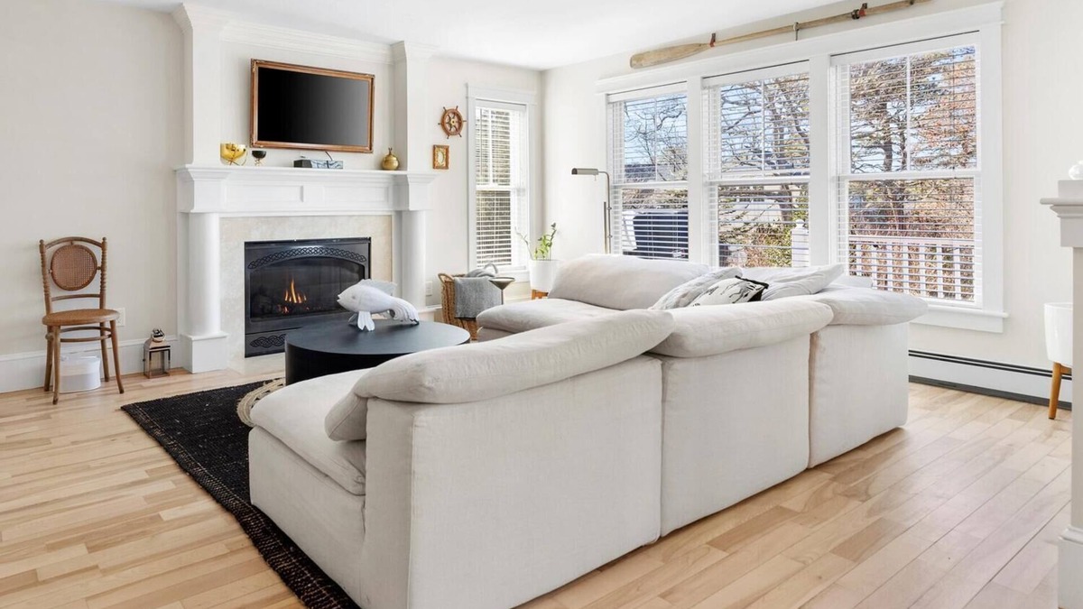 Mashpee House | Walk to Water! Shoestring Bay Views, Kayaks & Gardens