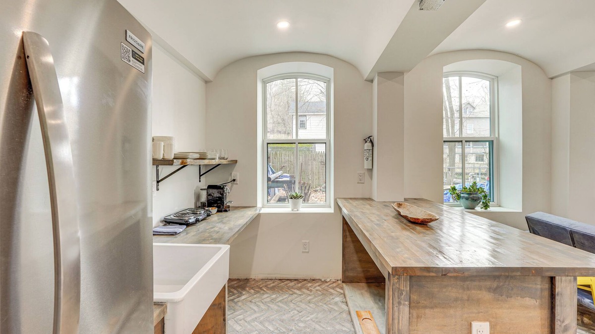 Connelly Apartment | Walk to Waterfront: Chic Hudson Valley Garden Apt