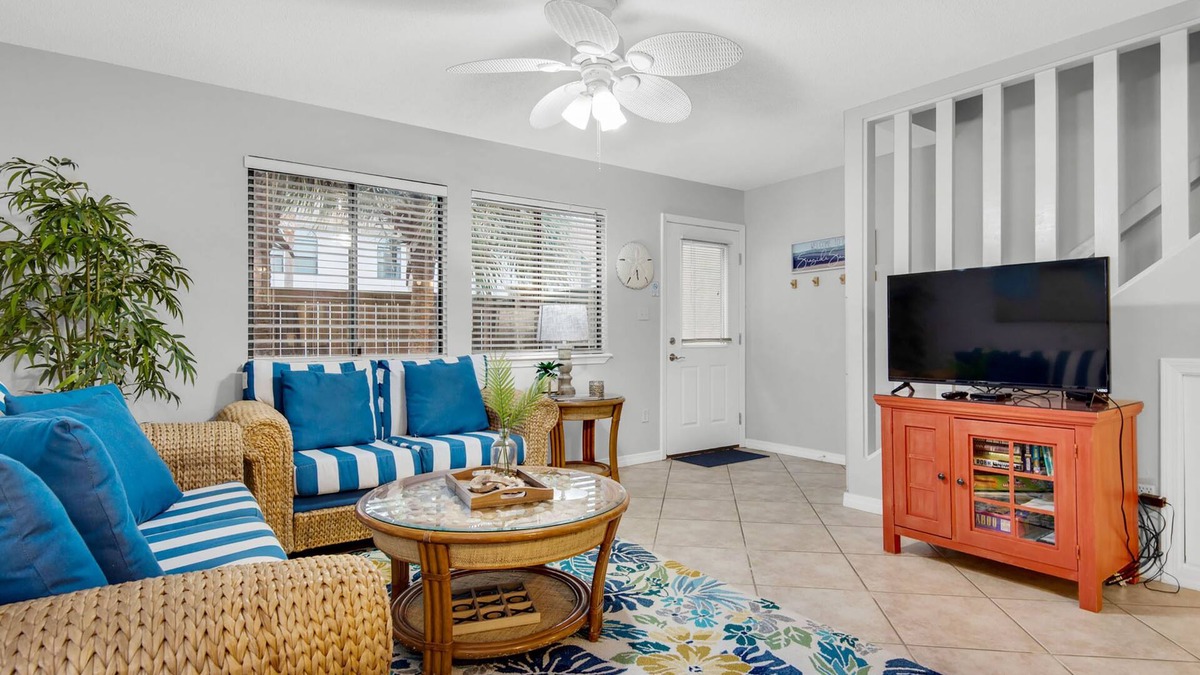 Sugar Beach Condo | 🏝️Walk2Beach-Pool-Santa Rosa Sound-2BR Sugar Beach F-26