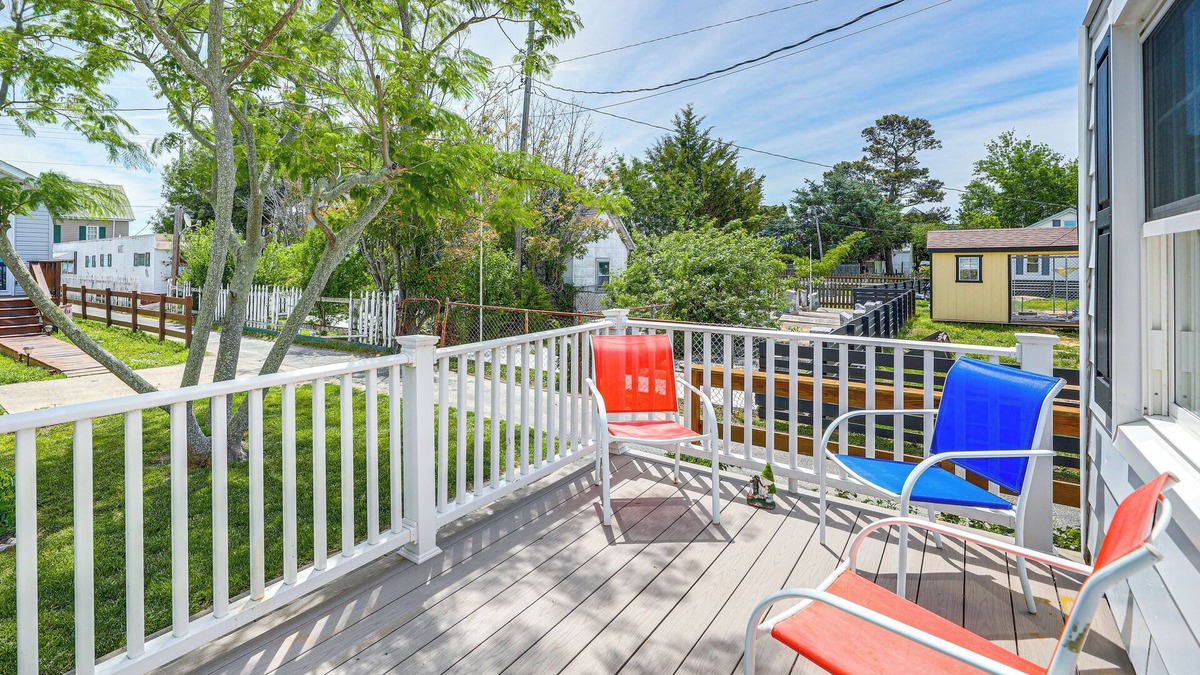 Tangier House | Walkable Beach Retreat on Chesapeake Bay!