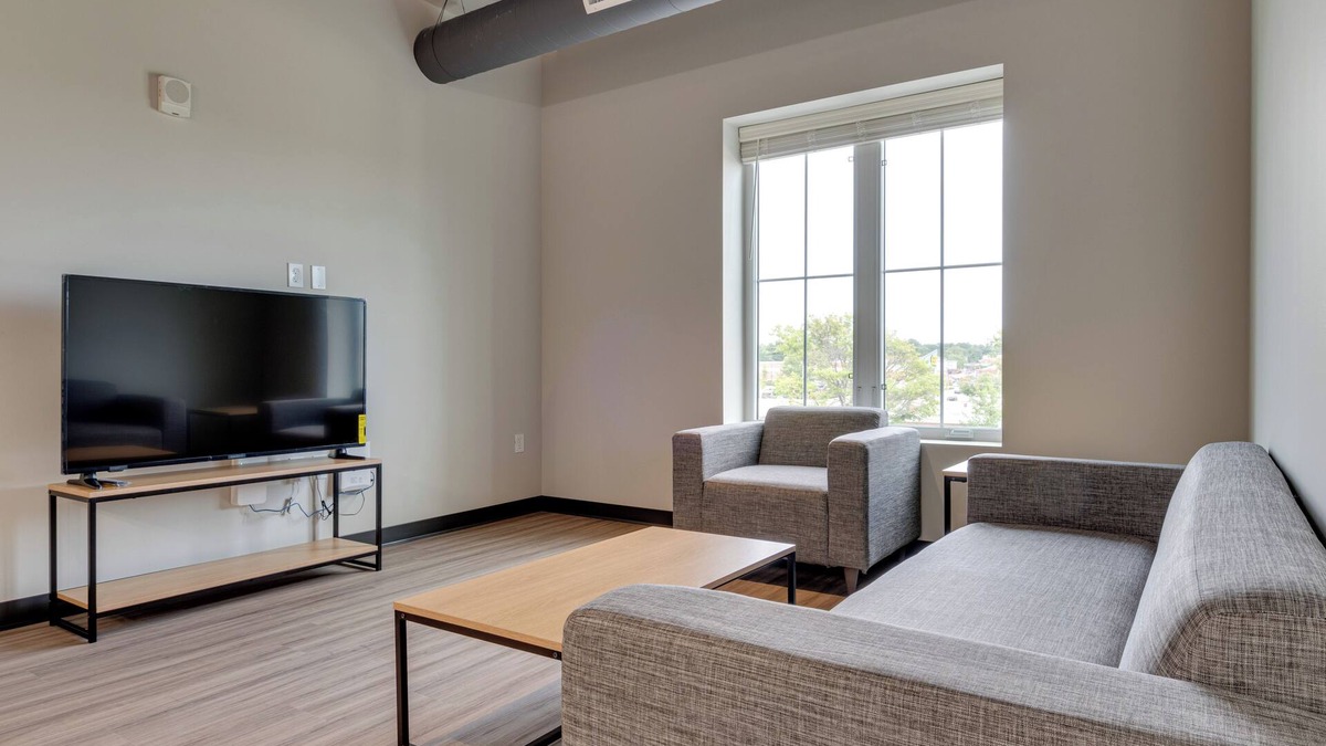 Bloomington Apartment | Walkable Bloomington Apartment Near IU Campus!