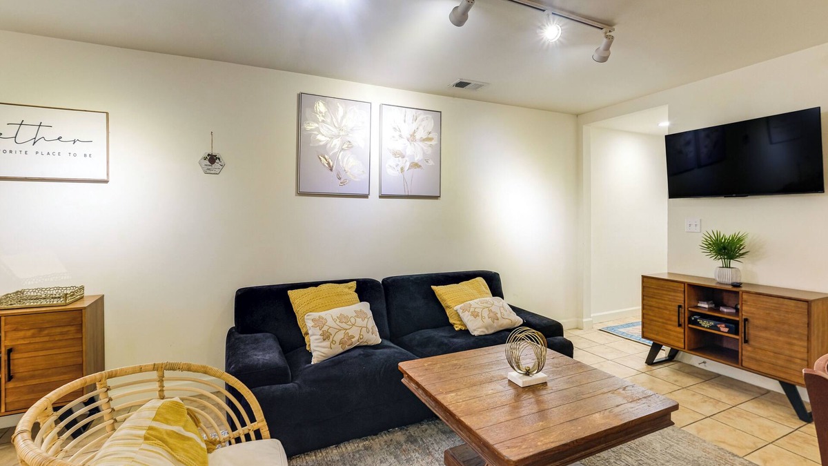 Petworth Condo | Walkable Condo in Petworth w/Private Patio!