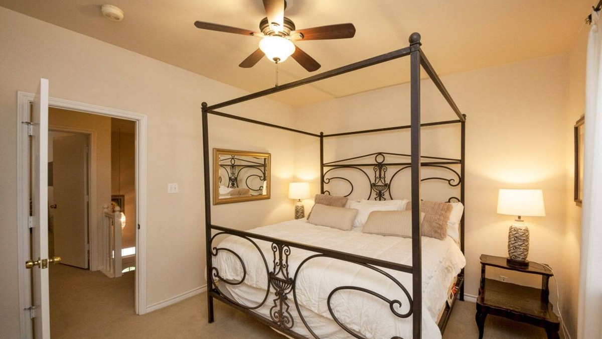 Lower Greenville House | Walkable Dallas Urban Retreat By Downtown + KING Bed