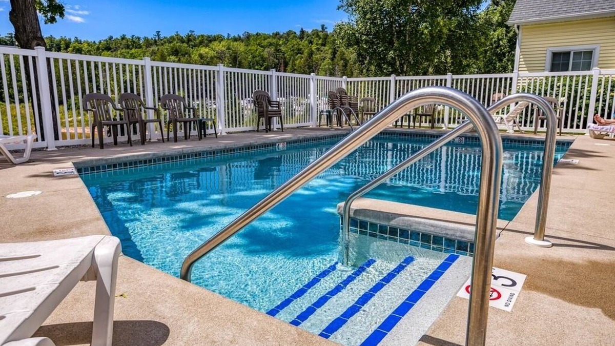 Fish Creek House | Walkable home to downtown Fish Creek- outdoor community pool