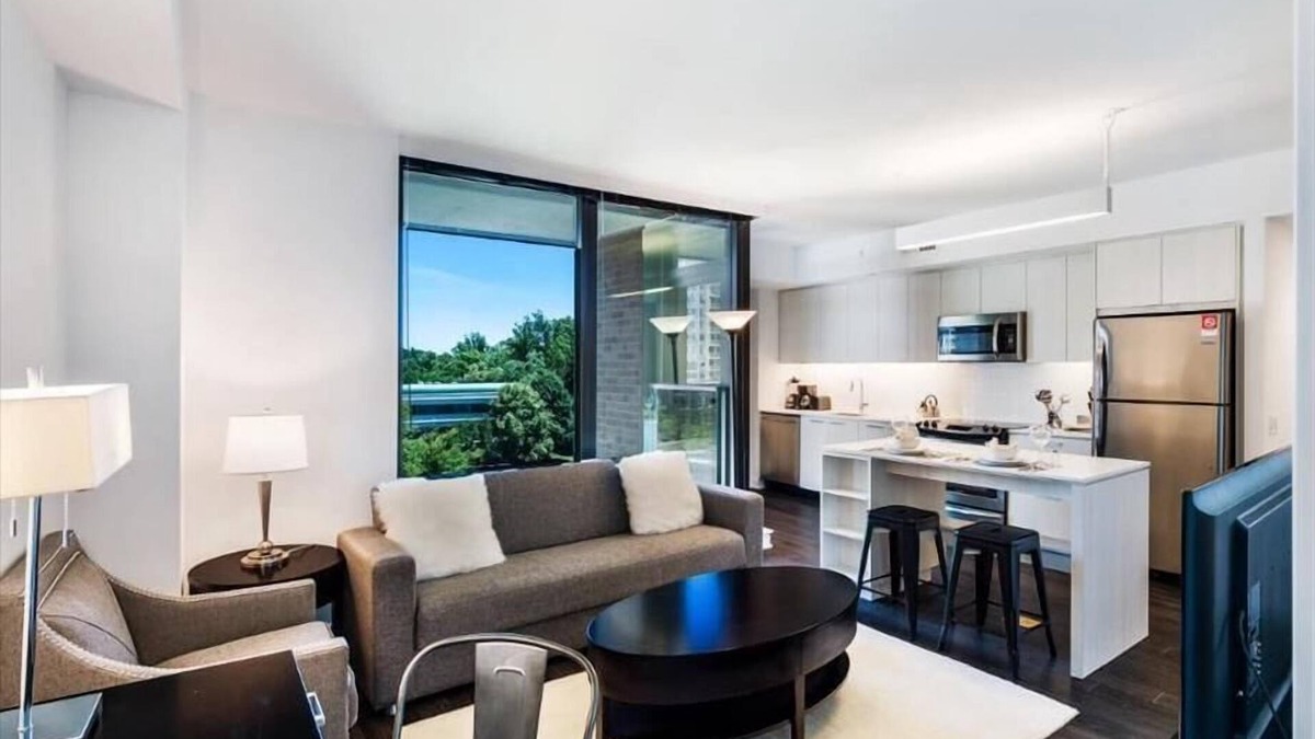 Reston Apartment | Walkable Reston Location | Well Equipped Gym & Kitchen | Reston Town Center