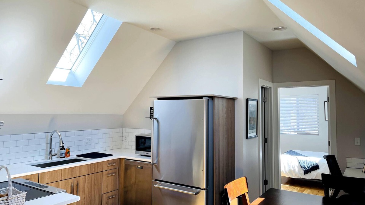 Cole Apartment | Walkable RiNo/Downtown - Modern Private Carriage House