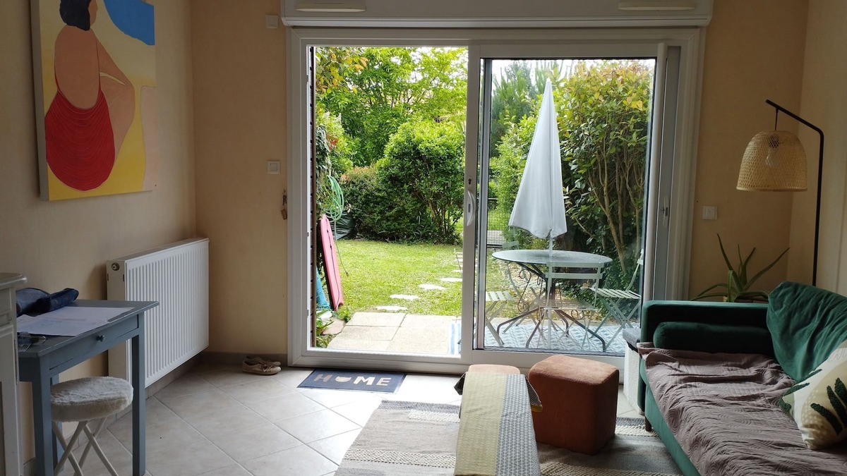 Saint-Marc-sur-Mer Apartment | Walking distance to the beach and shops. In the peace and greenery!