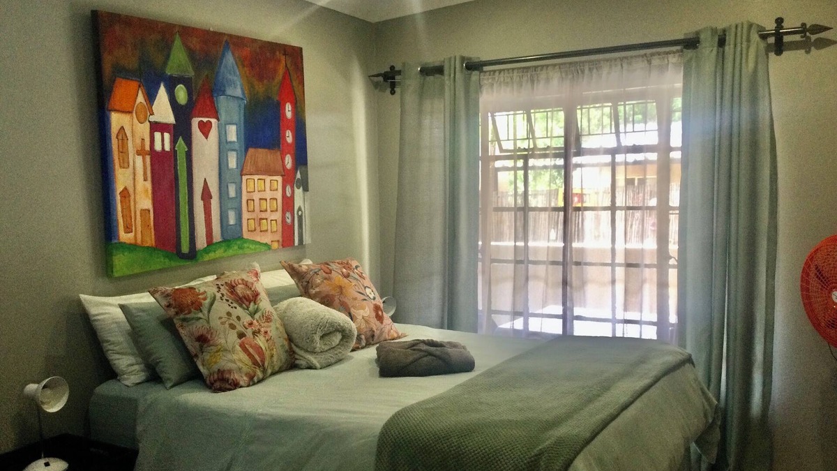 Parys Cottage | Walking distance to all Antique shops, Restaurants and popular attractions