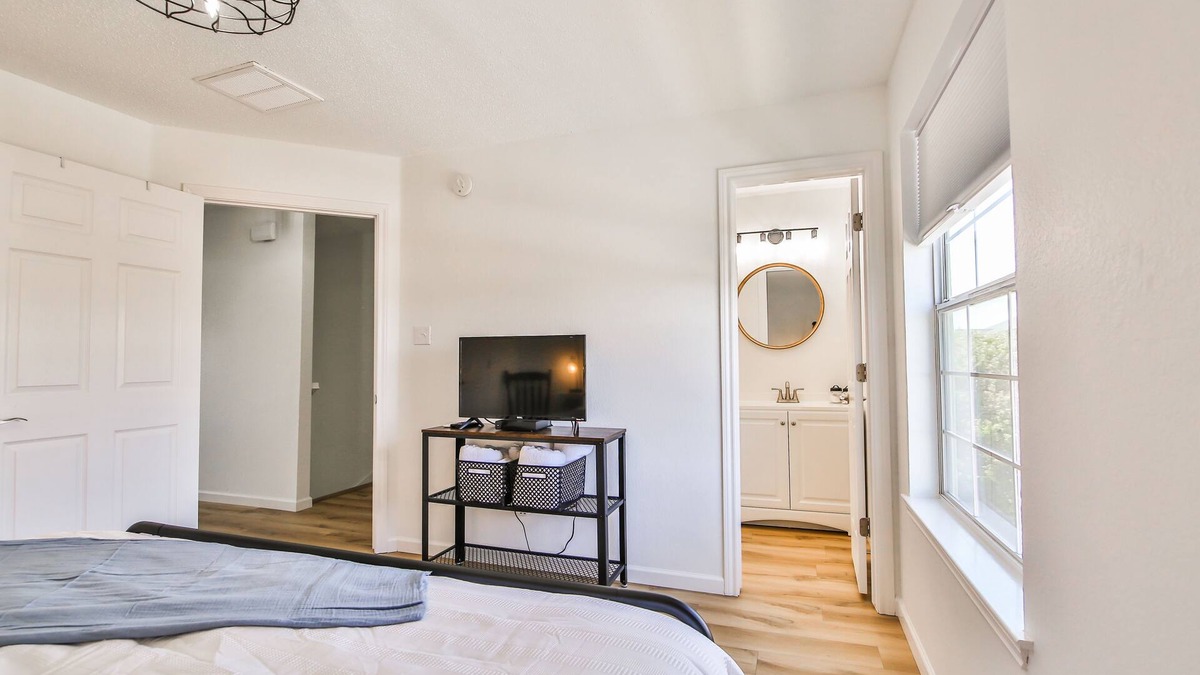 North Overton Condo | Walking distance to Texas Tech!
