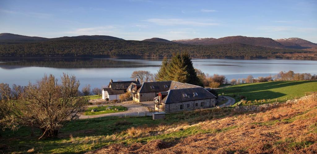 Loch Tay House | Wallace