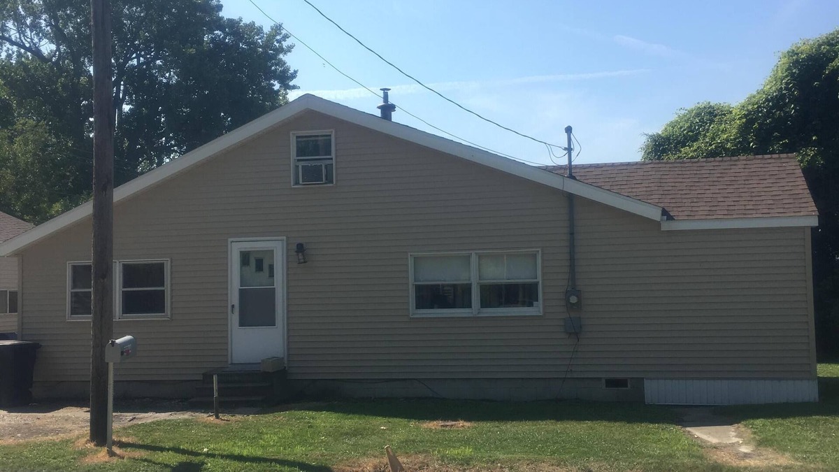 Oak Harbor House | Walleye Capital of the World