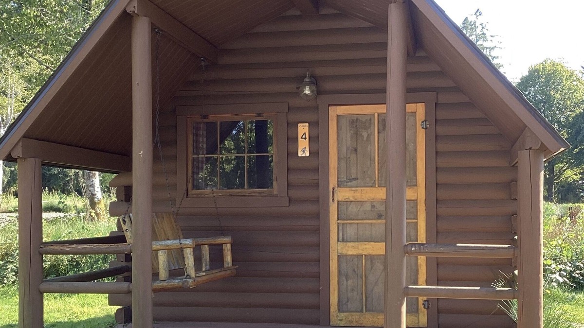 Ilwaco Cabin | Wallicut River RV Resort & Cabins