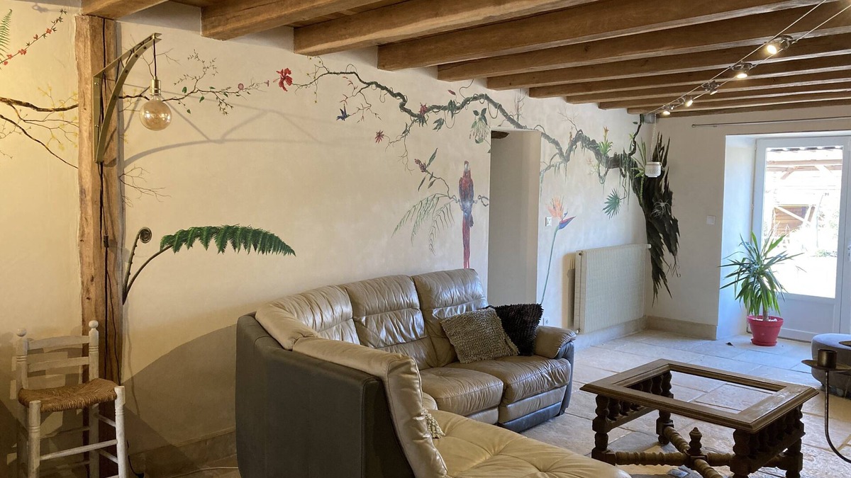 Praslay House | Walnut cottage