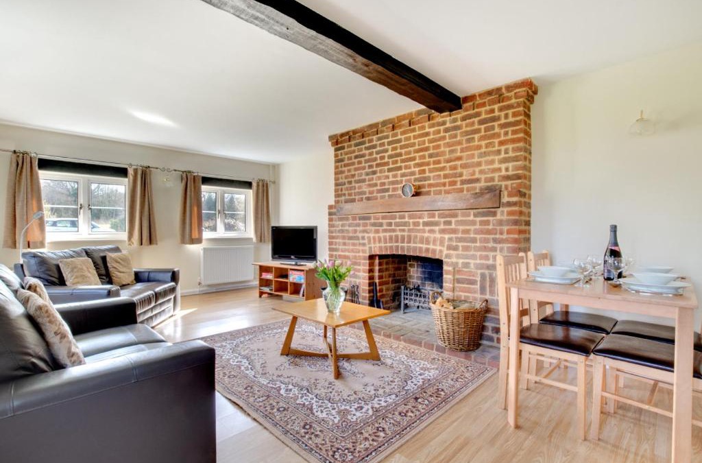 Selsted House | Walnut Cottage