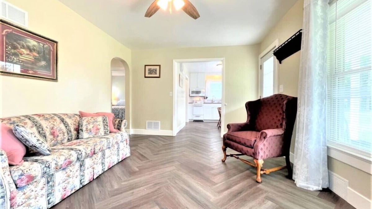 Paulding House | Walnut - Family Neighborhood, Pet Friendly