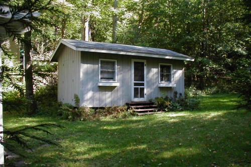 Frankfort House | Walter Cottage