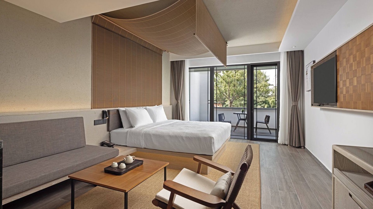 Jiashan Hotel | Wanda Moments Xitang