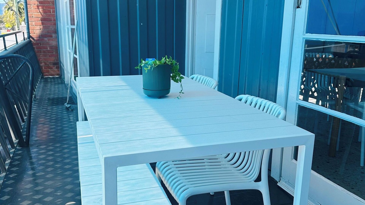 Wandal Apartment | Wandal Loft ~ 3 bed apartment, central and convenient, everything you need!