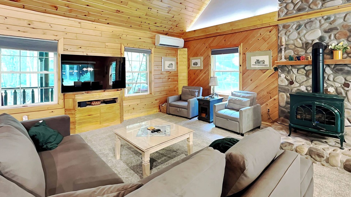McHenry House | Wander Through the Woods | Indoor Pool, Hot Tub