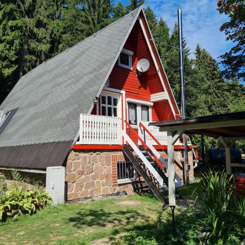 Neuhaus am Rennweg House | Wanderhütte Zum Bernhardsthal