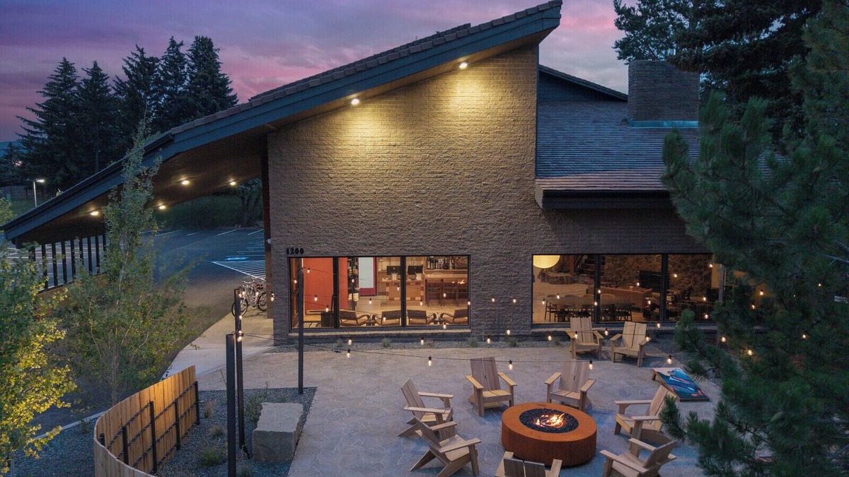 Bozeman Hotel | Wandering Buffalo
