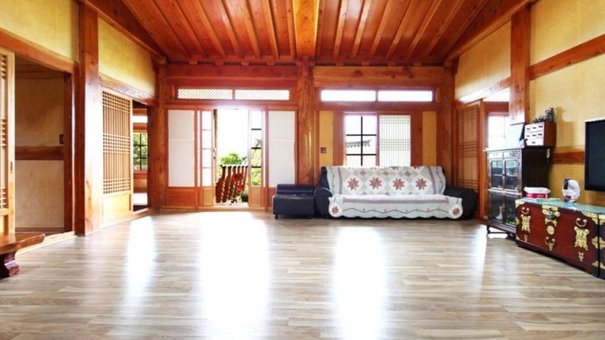 Nambanggye House | Wando Hanok Pension