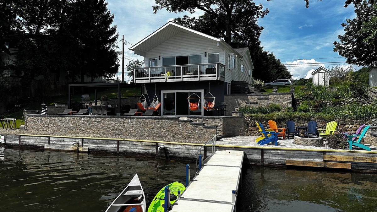 Hammondsport House | Waneta Lake House - Lakefront living at it's best !