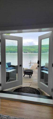 Hammondsport House | Waneta Way Cottage