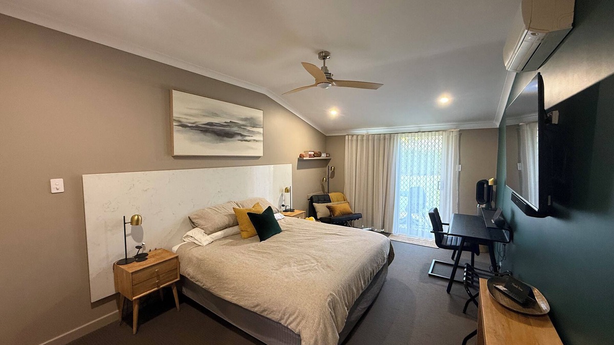 Pelican Point Hotel | Wanju Mia Mia, Escape to our stylish studio at prestigious Sanctuary Golf Resort