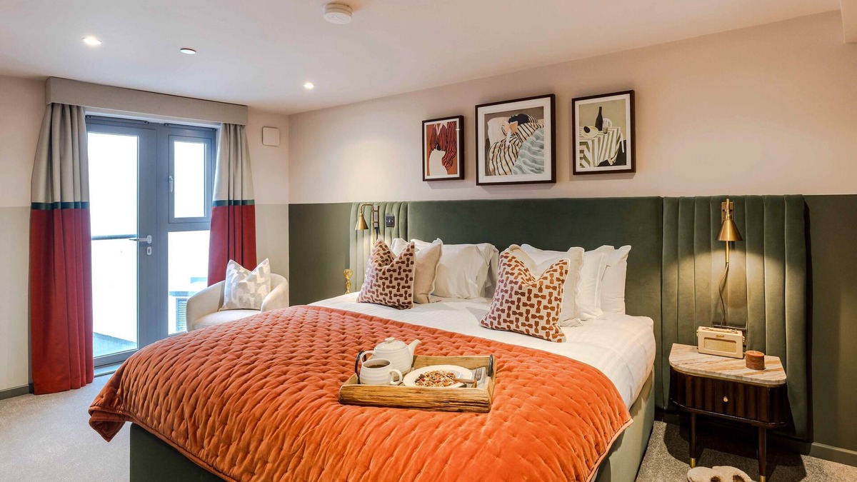 Canon's Marsh Apartment | Wapping Wharf | 1 Bedroom Apartment Twin